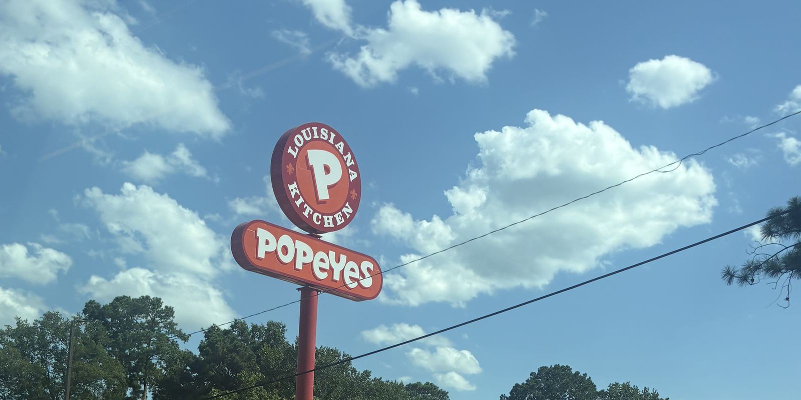 A Popeyes restaurant building in Garden City, Georgia